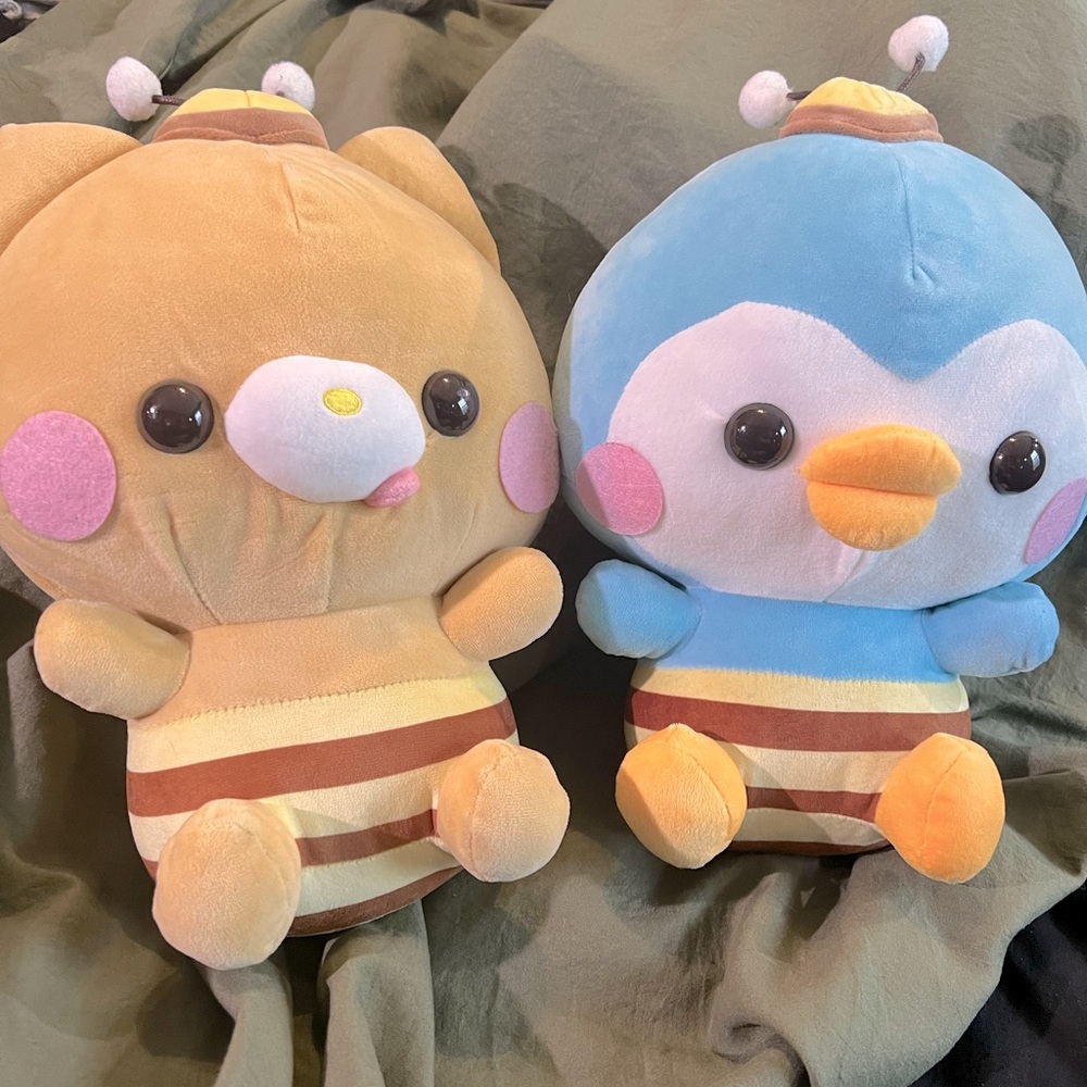 Bee cat and bee penguin plushie